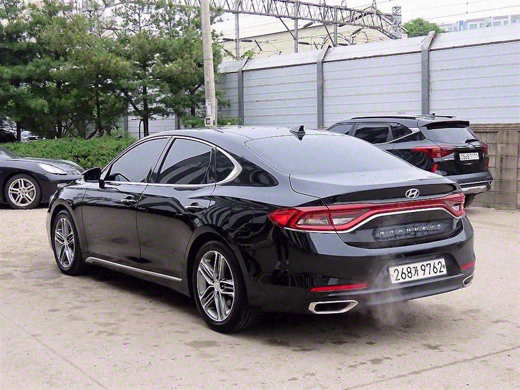 HYUNDAI GRANDEUR IG 2018