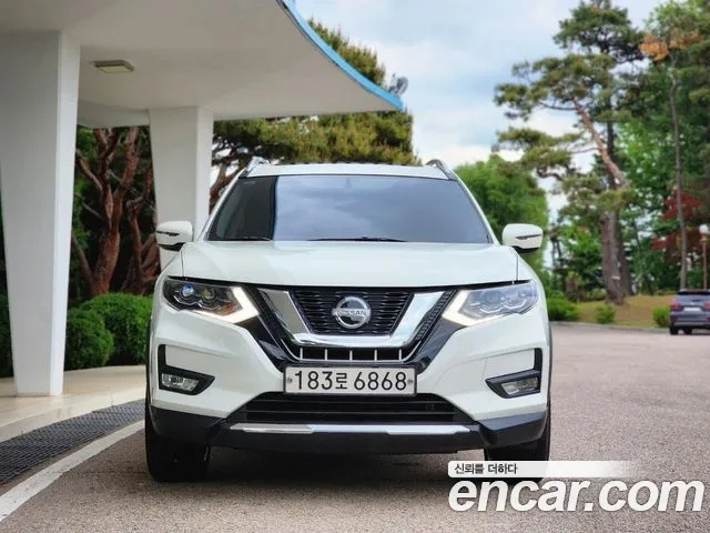 NISSAN X-TRAIL 2018