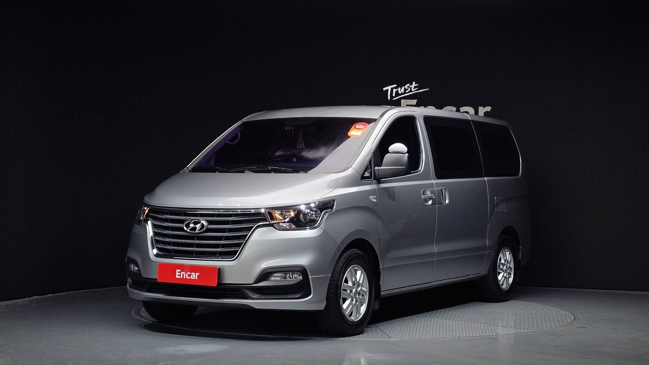 HYUNDAI STAREX GRAND