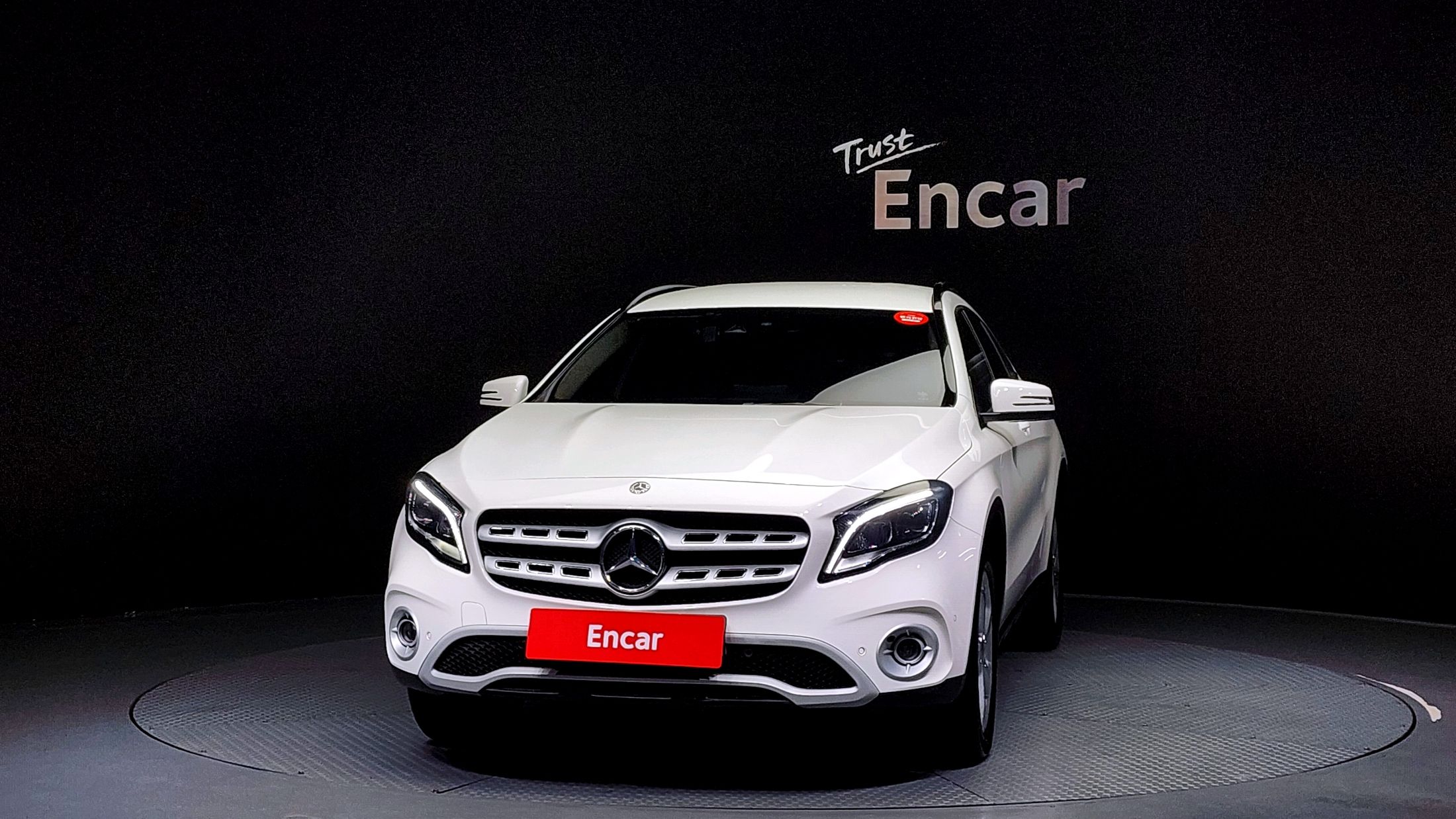 MERCEDES BENZ GLA-CLASS X156 2018