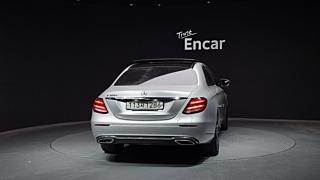 MERCEDES BENZ E-CLASS W213 2019