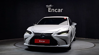 LEXUS ES300H 2023