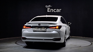 LEXUS ES300H 2023