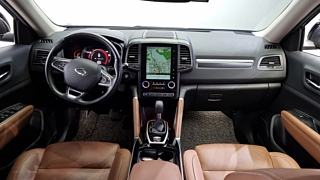 SAMSUNG QM6 2022