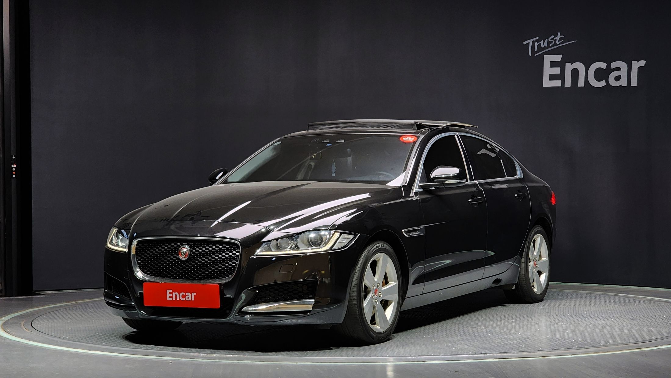JAGUAR XF X260