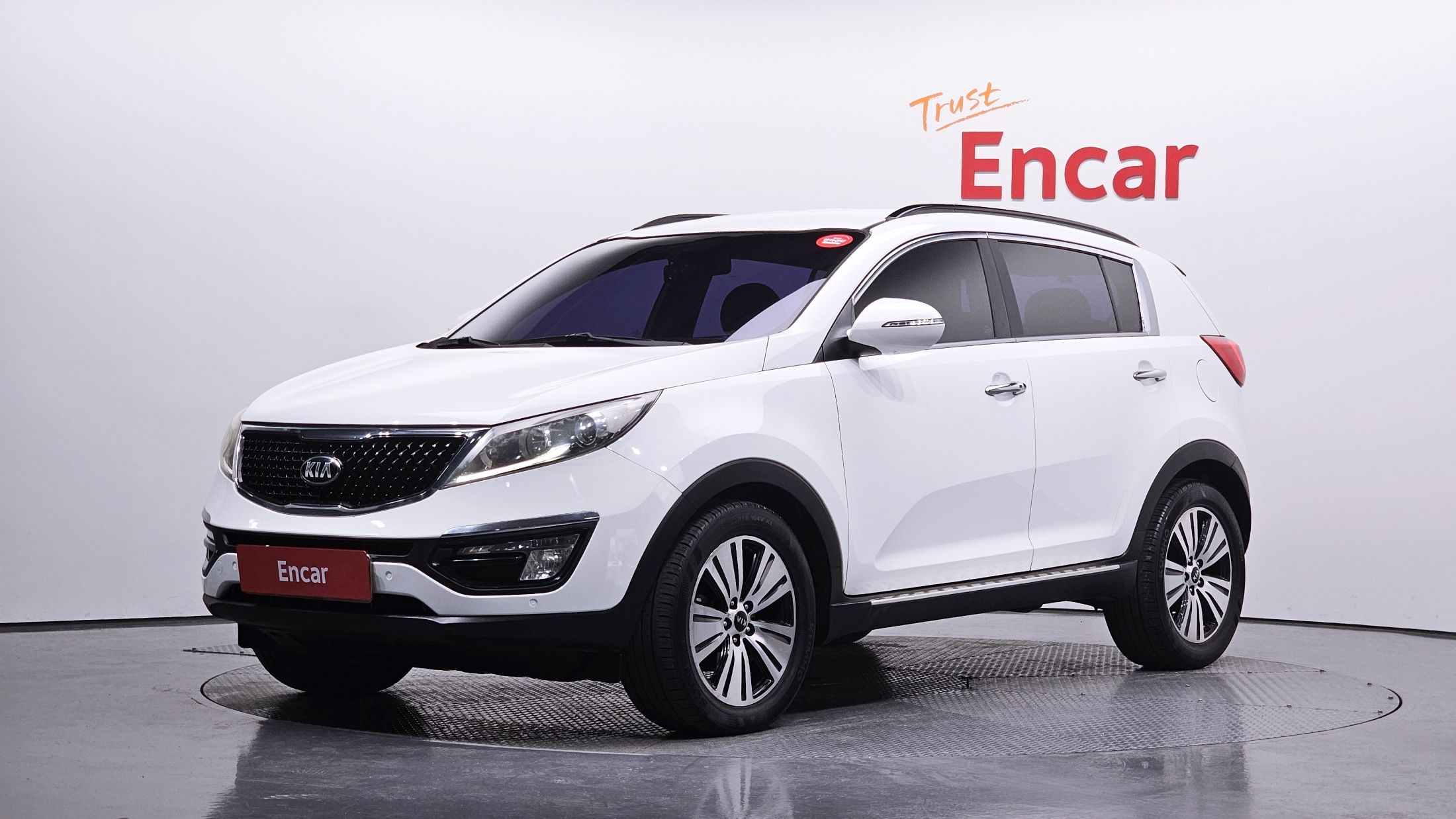 KIA SPORTAGE R