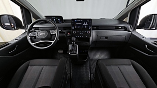 HYUNDAI STARIA 2022