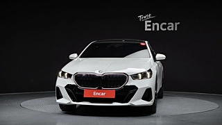 BMW 5-SERIES G60 2024