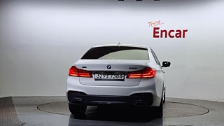 BMW 5-SERIES G30 2020