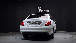 MERCEDES BENZ C-CLASS W205 2019