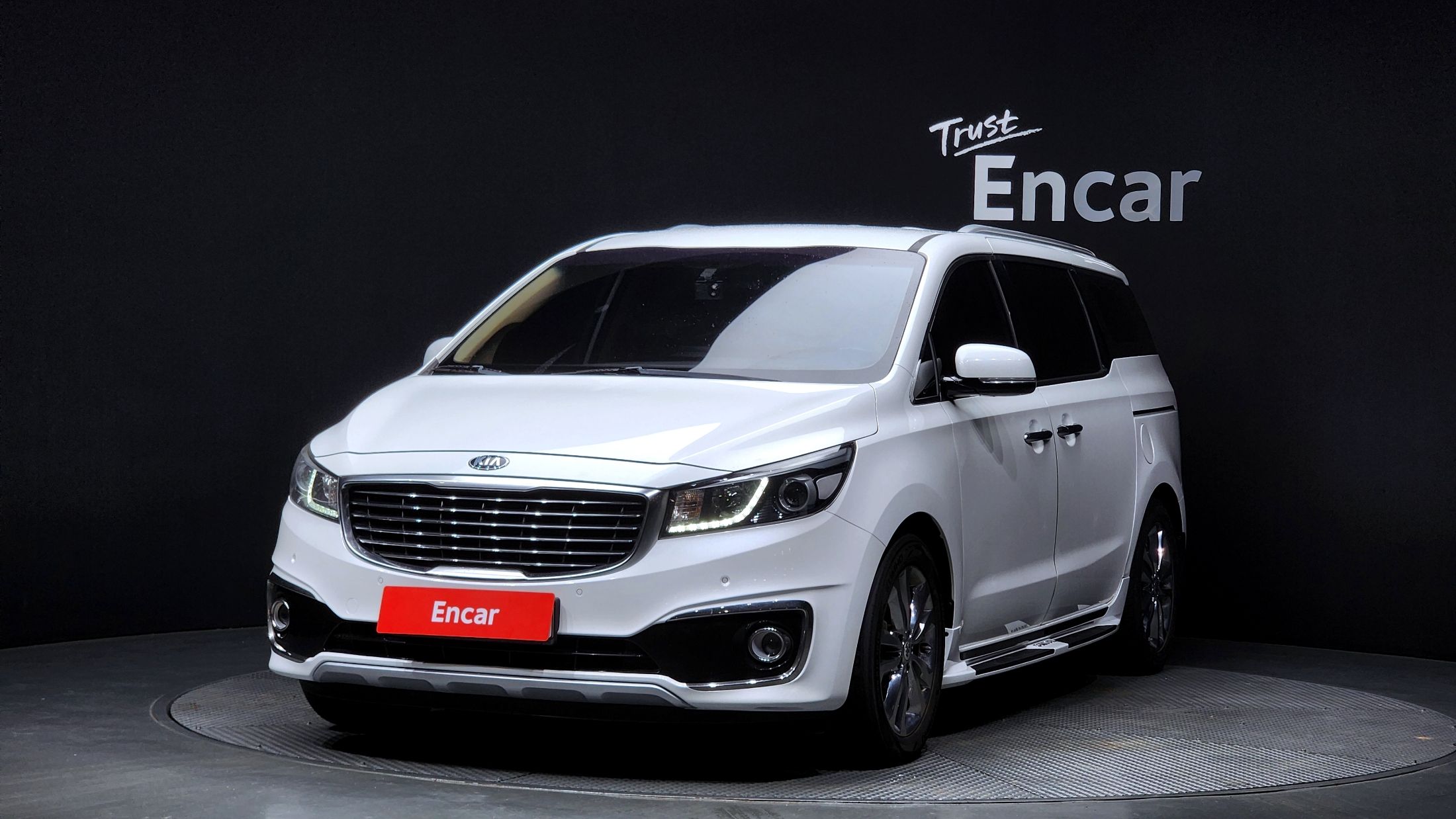 KIA CARNIVAL 2017