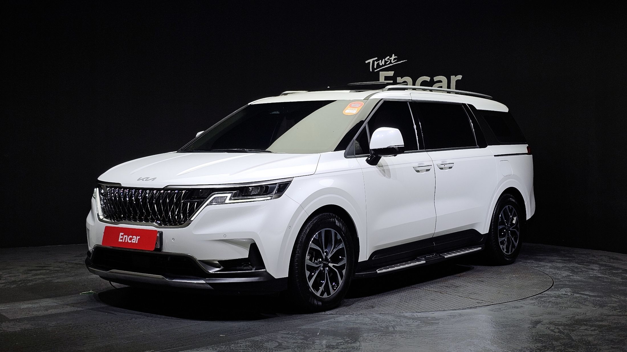 KIA CARNIVAL 2023