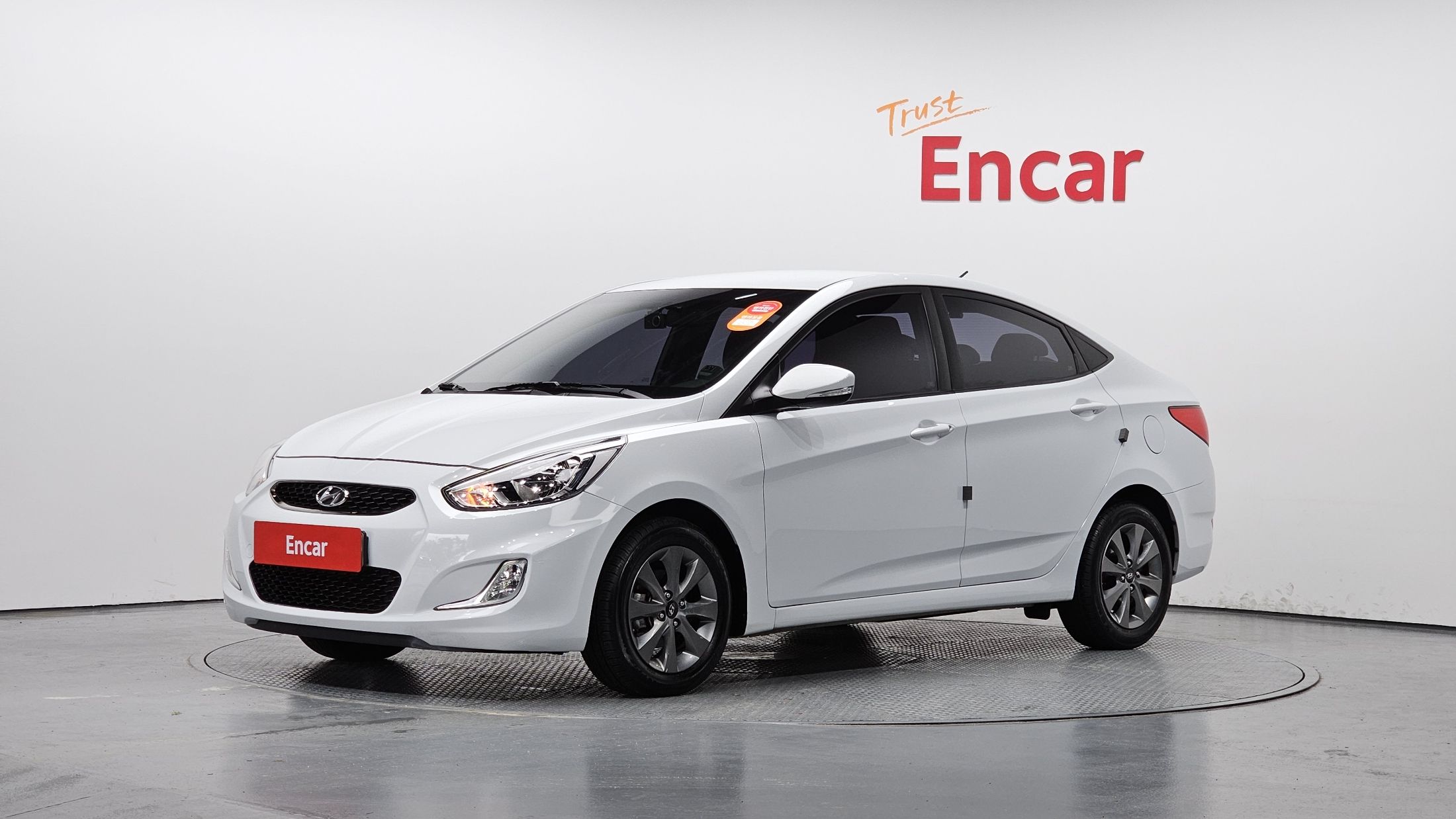 HYUNDAI ACCENT NEW