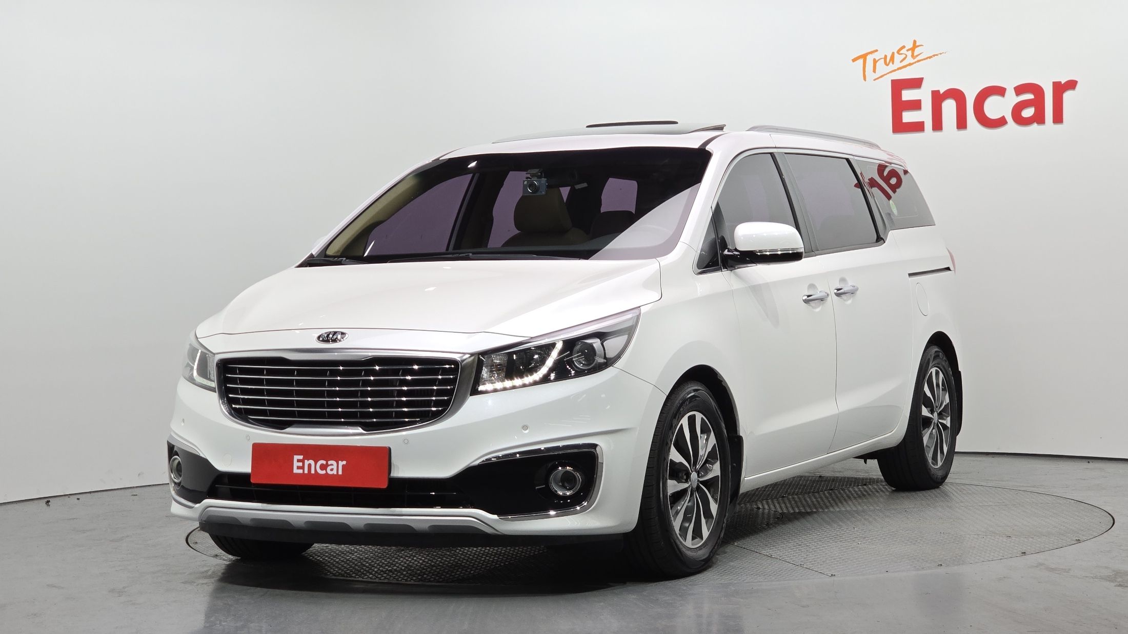 KIA CARNIVAL 2018