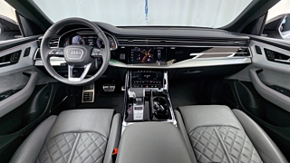 AUDI Q8 4M 2023