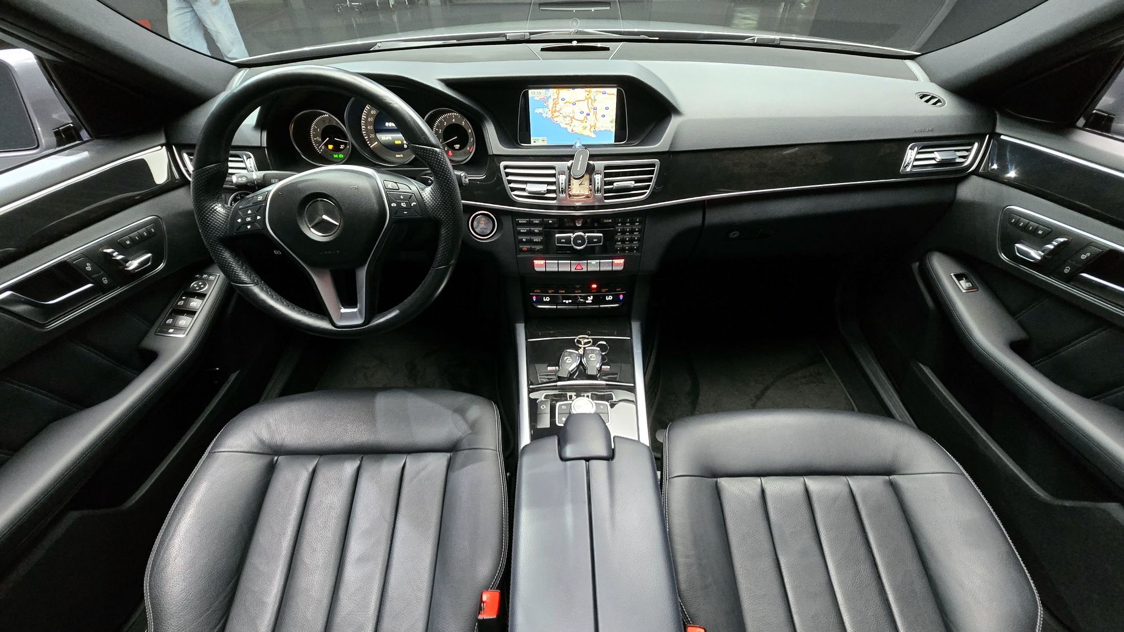 MERCEDES BENZ E-CLASS W212 2014