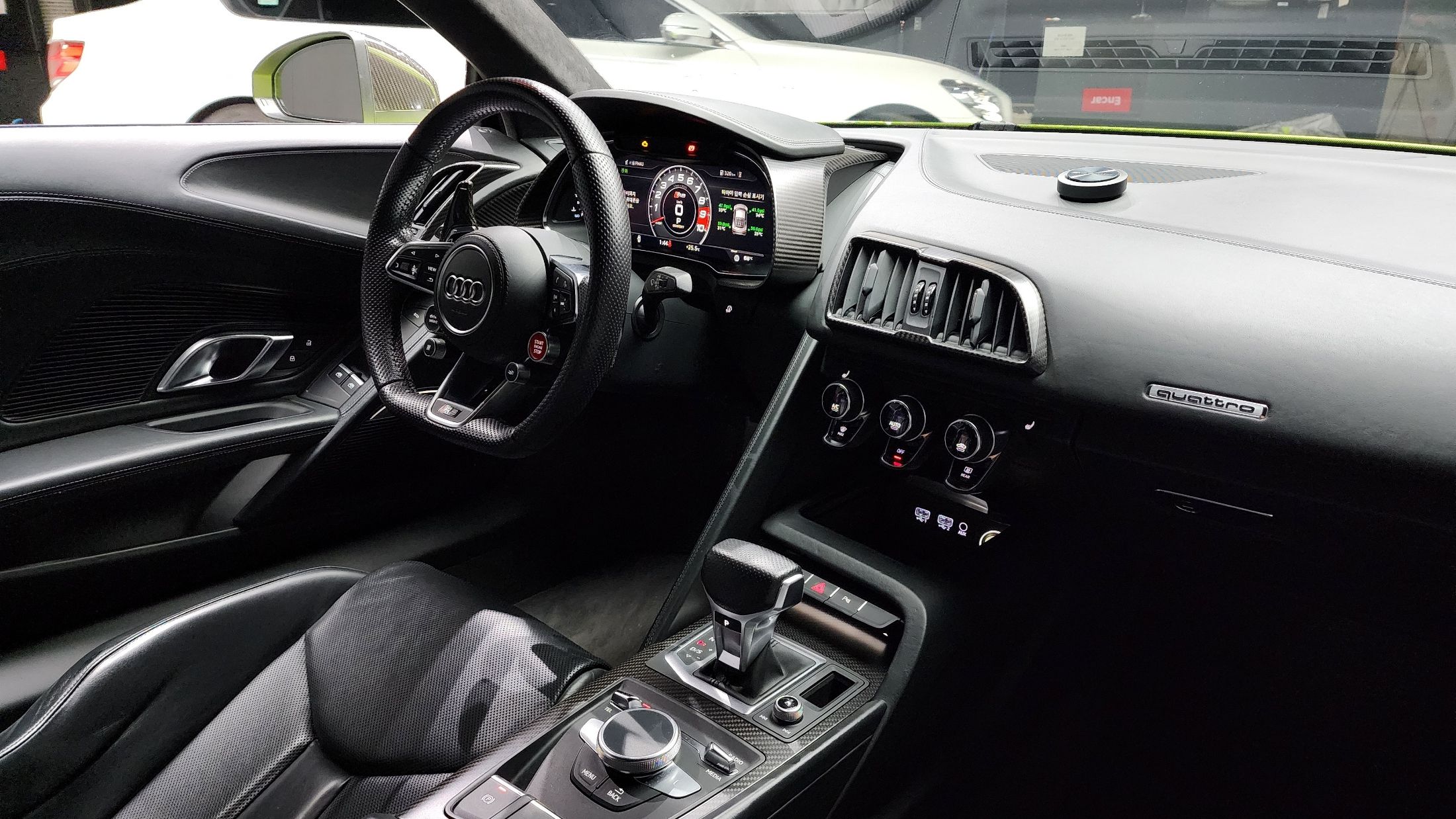 AUDI R8 4S 2017