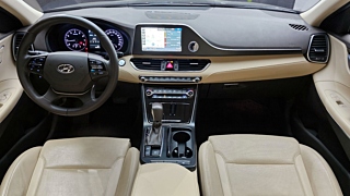 HYUNDAI GRANDEUR IG 2017