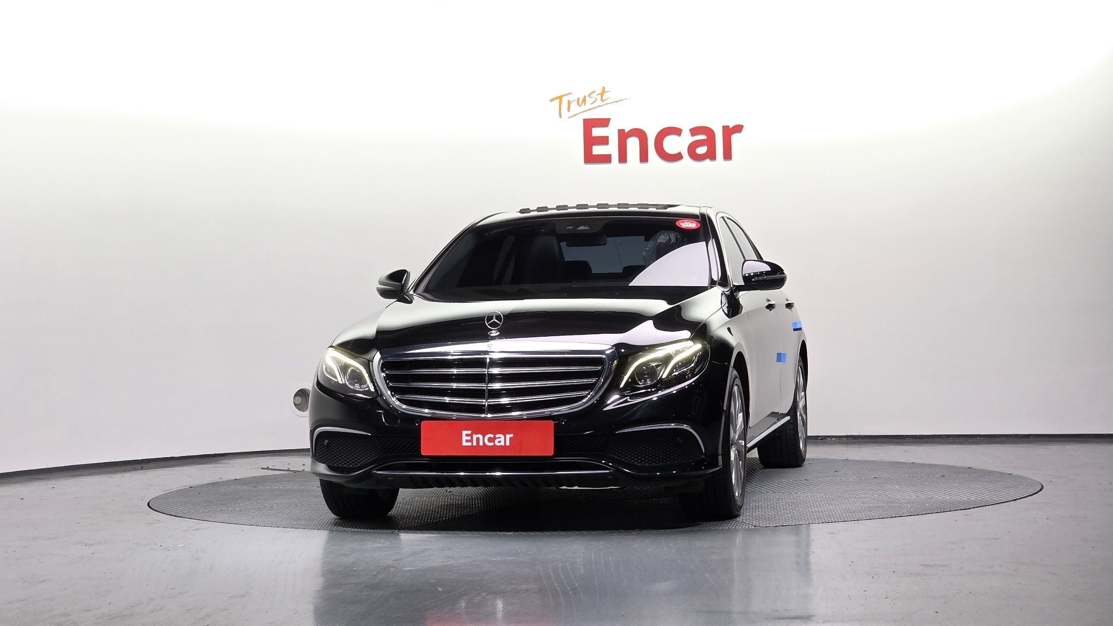 MERCEDES BENZ E-CLASS W213 2019