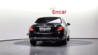 MERCEDES BENZ E-CLASS W213 2019