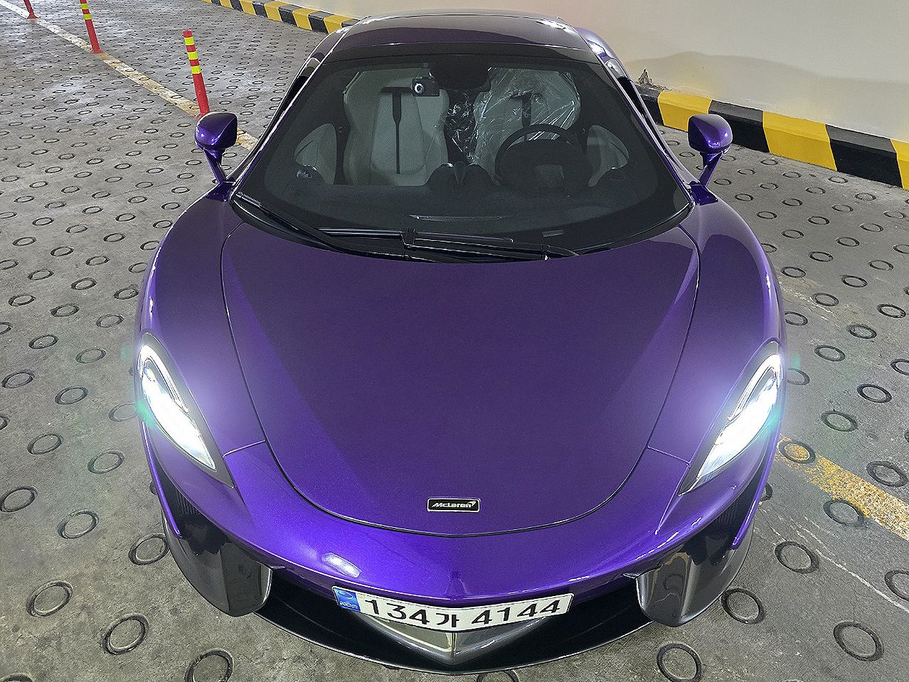 MCLAREN 570S 2019