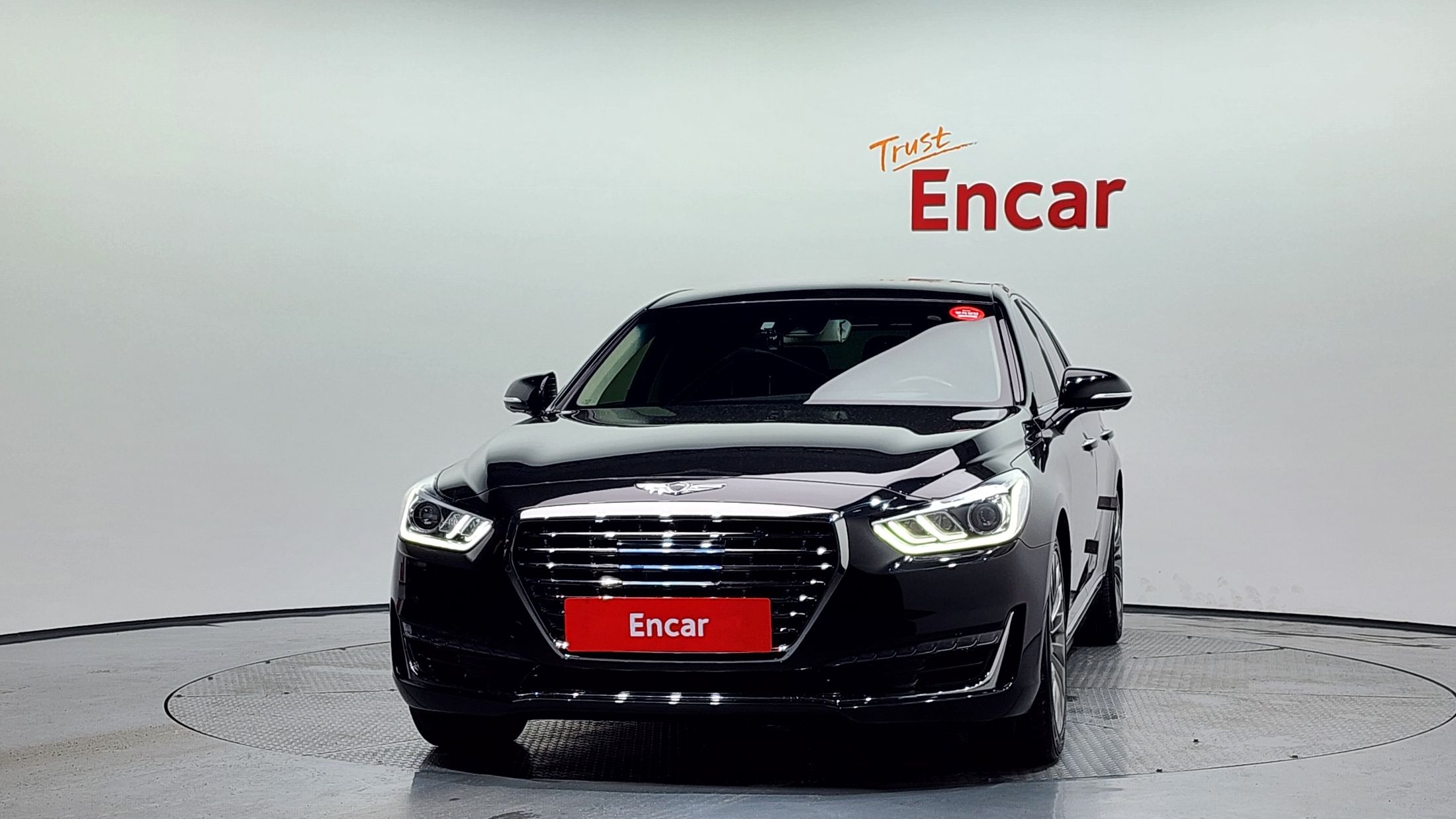 GENESIS EQ900 2017