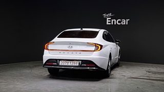 HYUNDAI SONATA DN8 2021