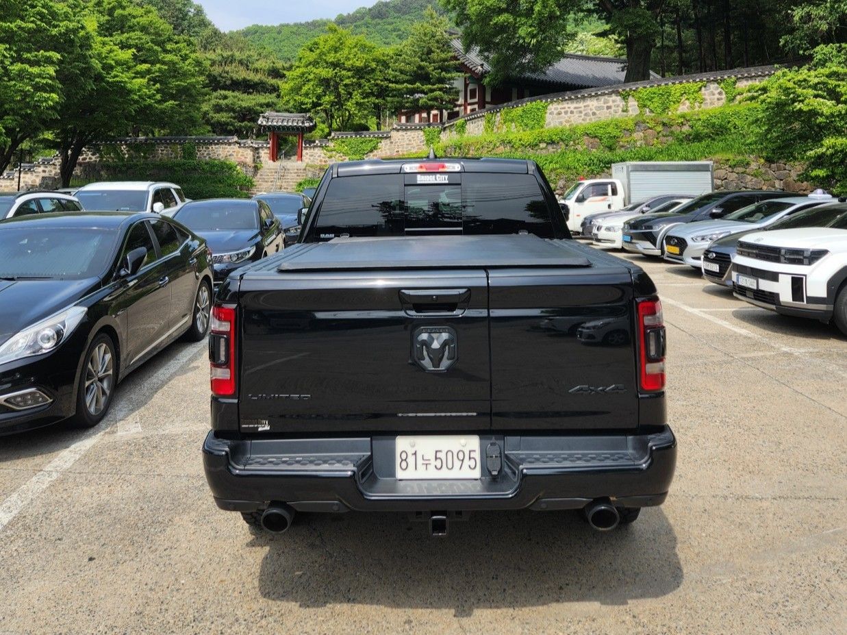 DODGE RAM PICK UP