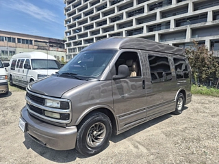 CHEVROLET CHEVY VAN  2001