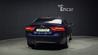 JAGUAR XE 2018