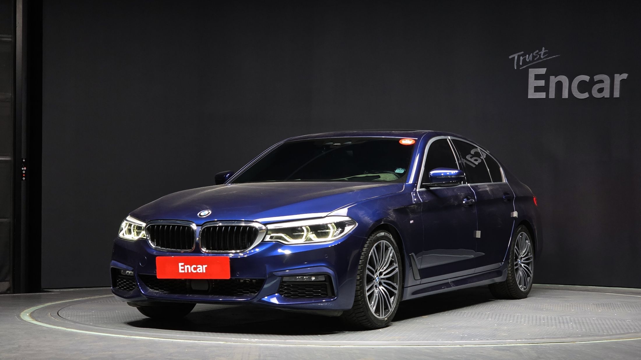 BMW 5-SERIES G30 2020