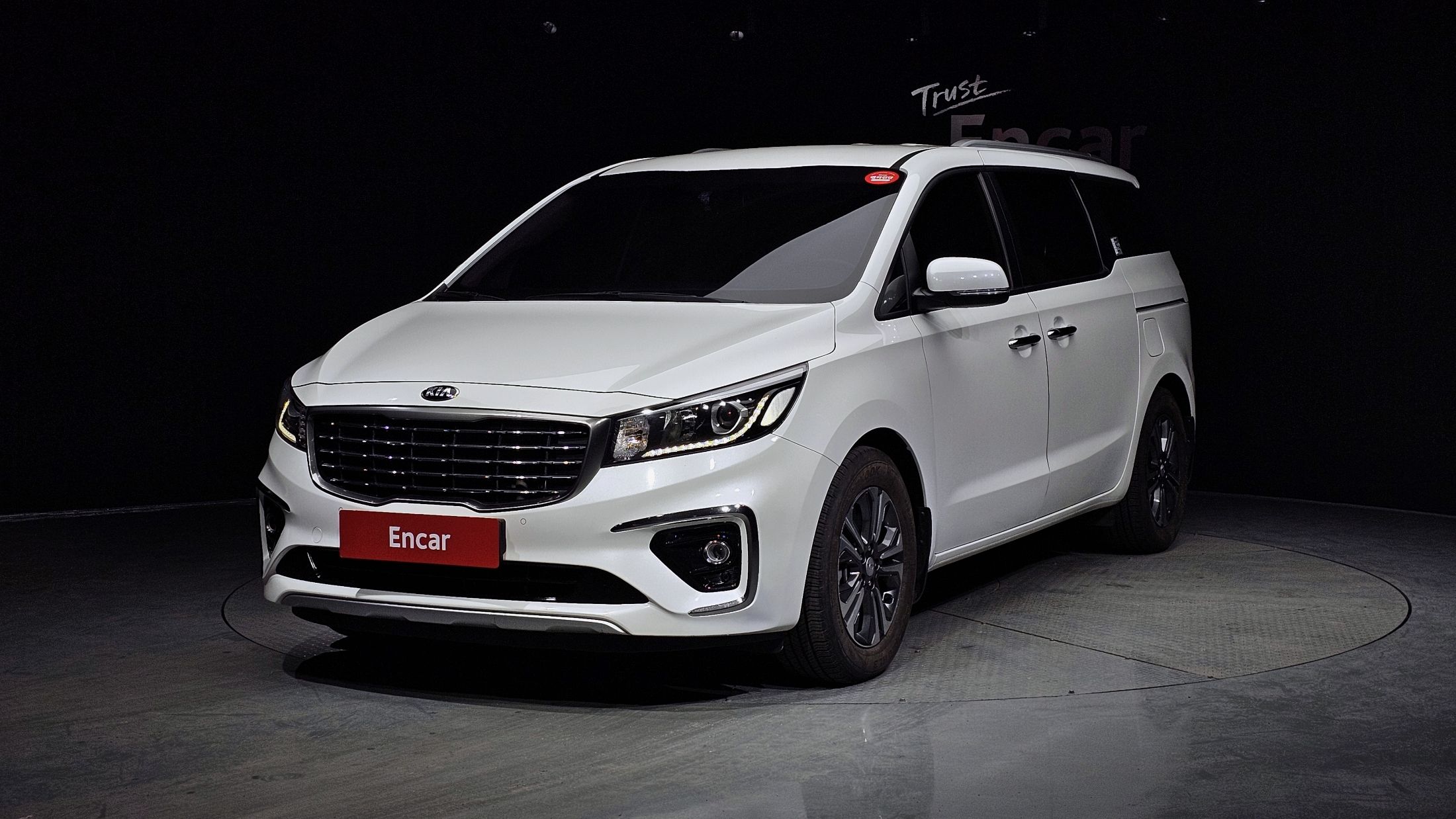 KIA CARNIVAL 2019