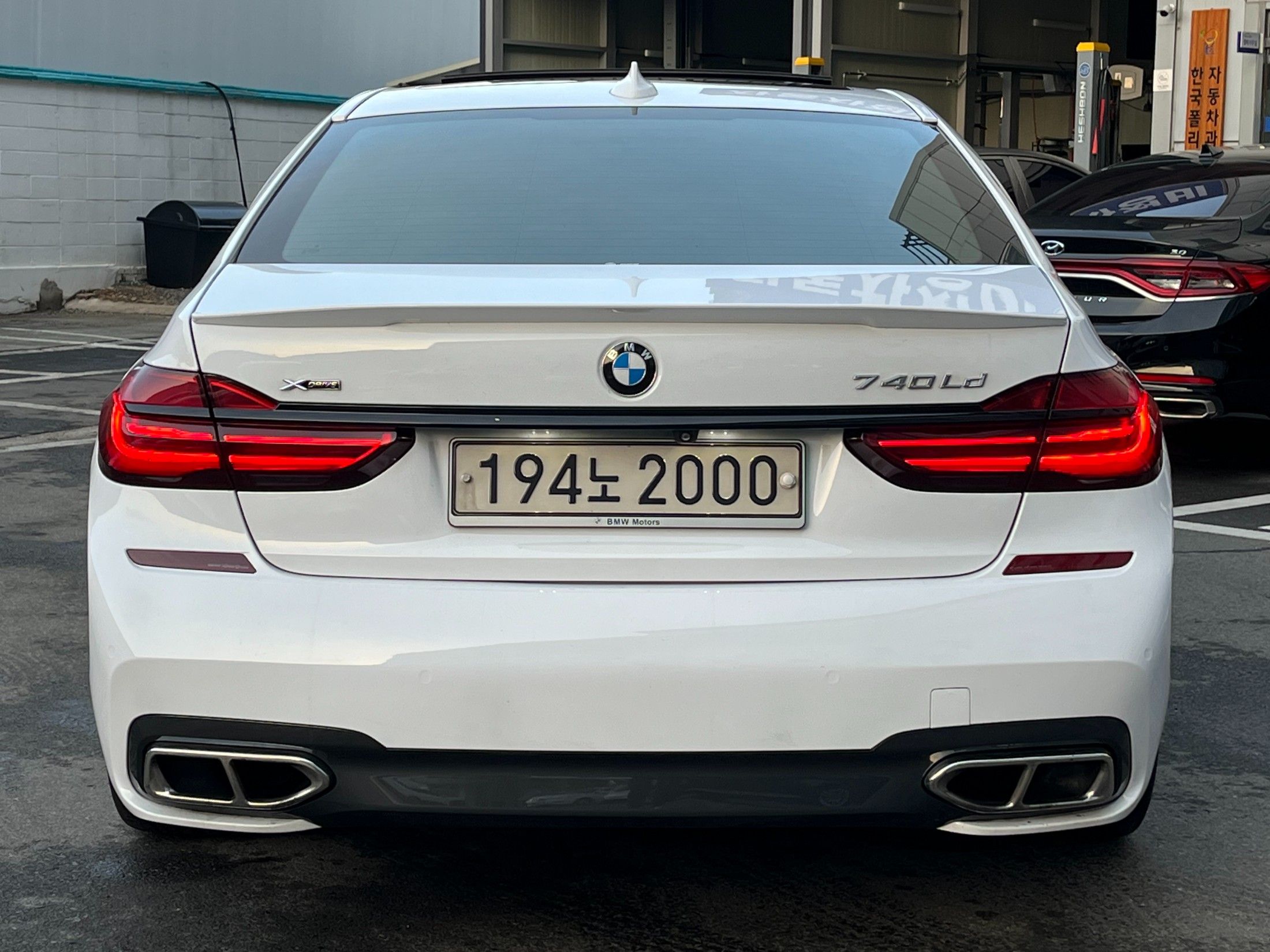 BMW 7-SERIES G11 2018