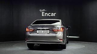 LEXUS ES300H 2016