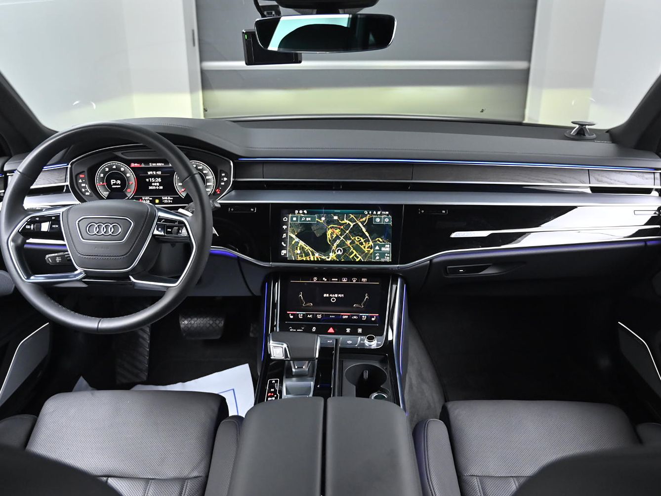 AUDI A8 D5 2023