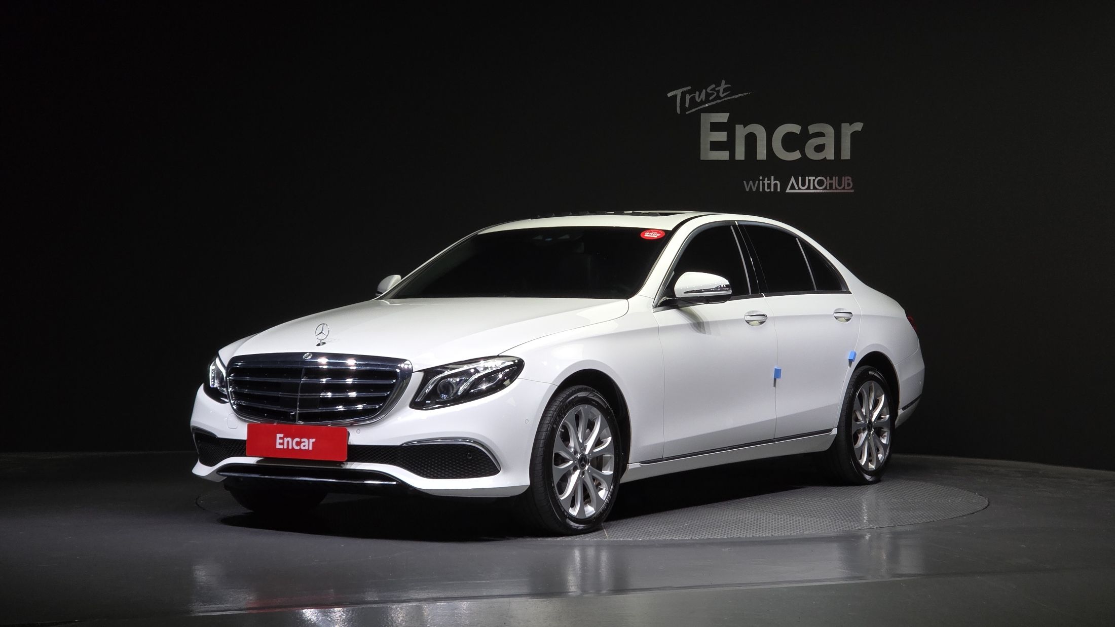 MERCEDES BENZ E-CLASS W213