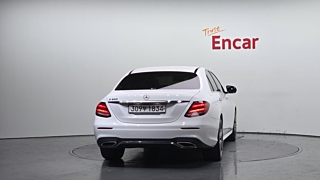 MERCEDES BENZ E-CLASS W213 2018
