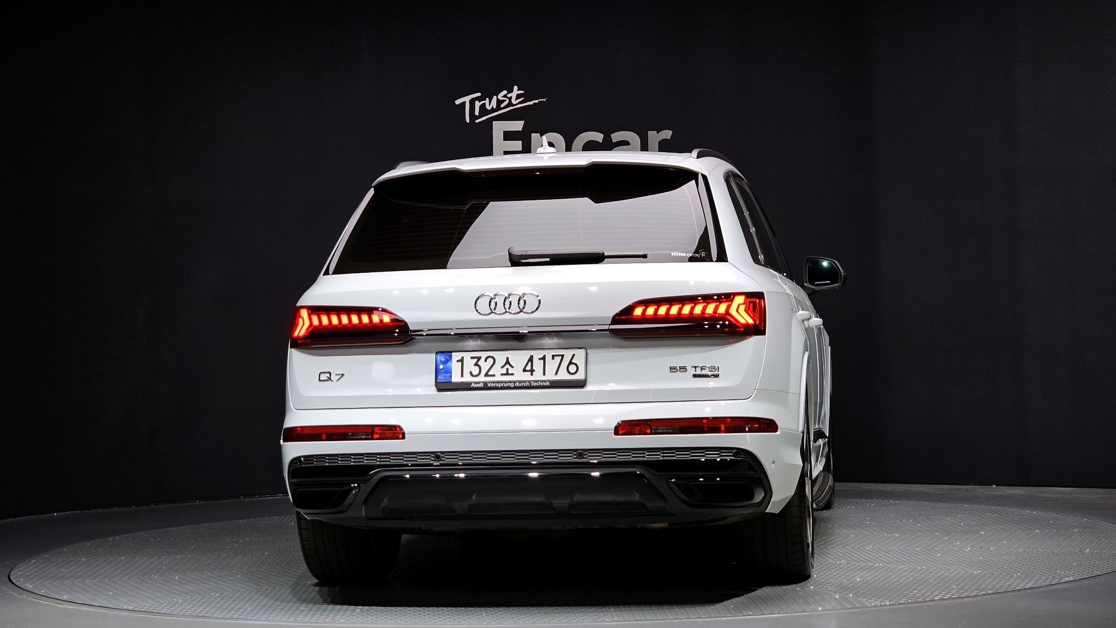 AUDI Q7 4M 2023