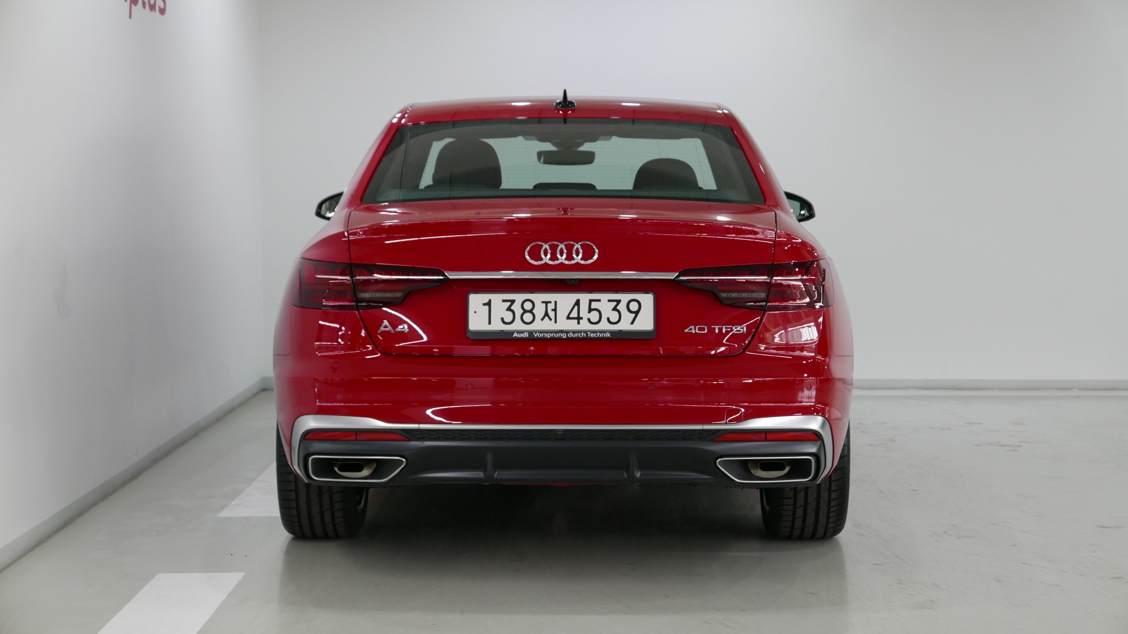 AUDI A4 B9