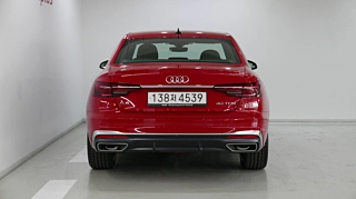 AUDI A4 B9 2023