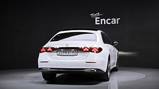 MERCEDES BENZ E-CLASS W214  E220d 4MATIC Exclusive 2024