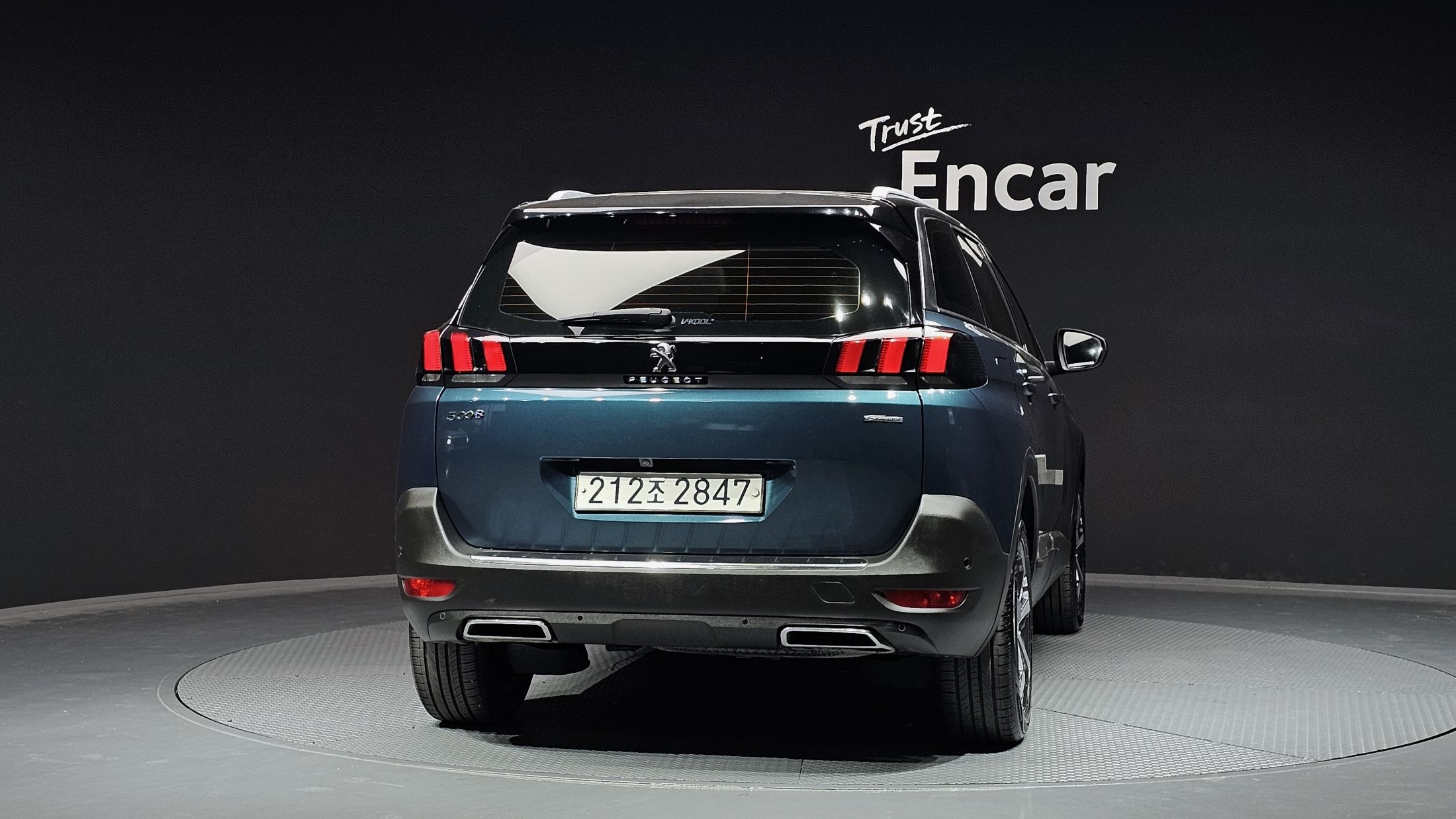 PEUGEOT 5008