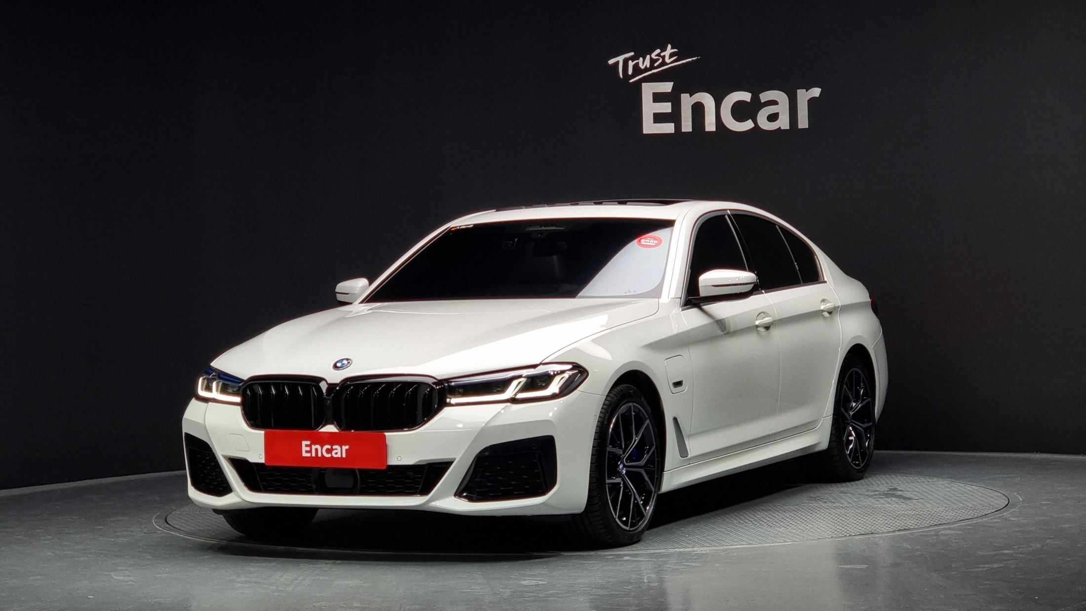 BMW 5-SERIES G30 2022