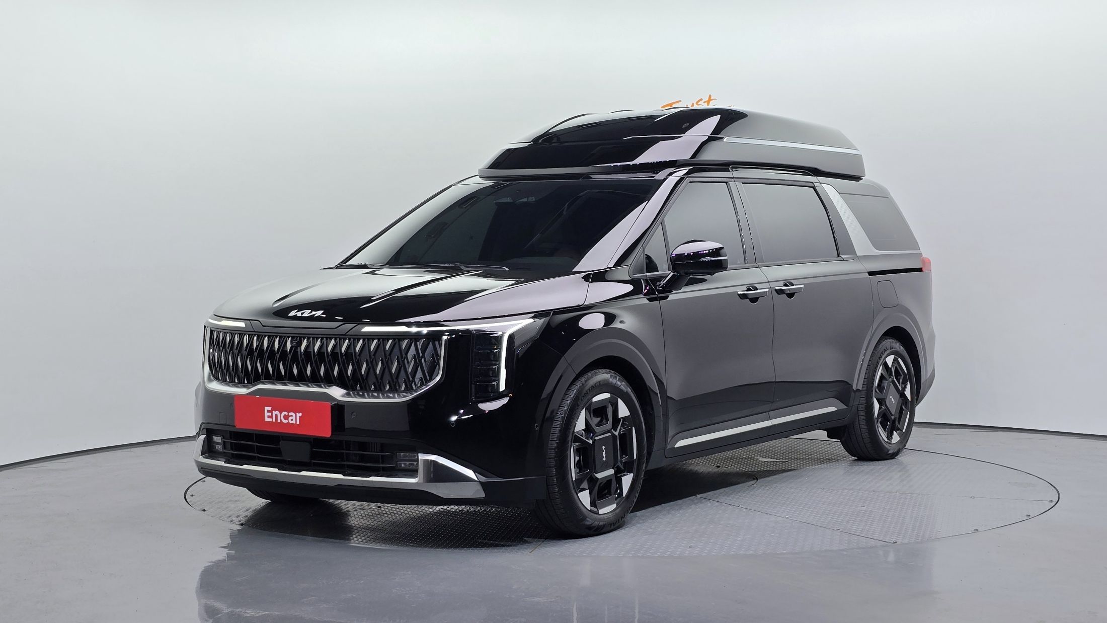 KIA CARNIVAL 2024