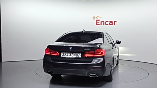 BMW 5-SERIES G30 2020
