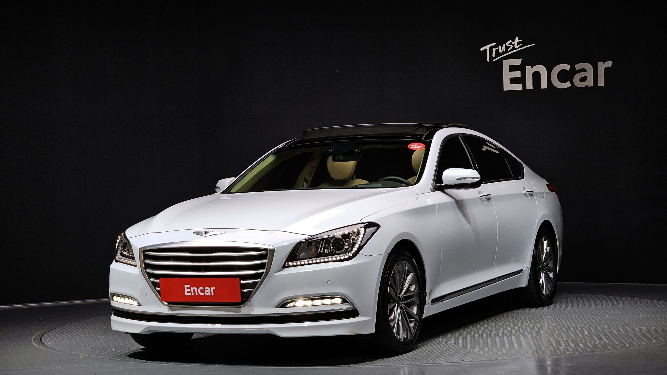 HYUNDAI GENESIS DH 2015