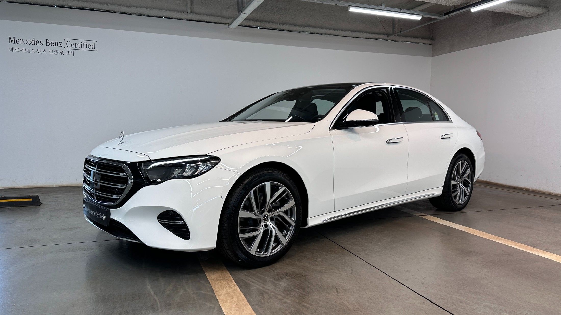 MERCEDES BENZ E-CLASS W214 2024