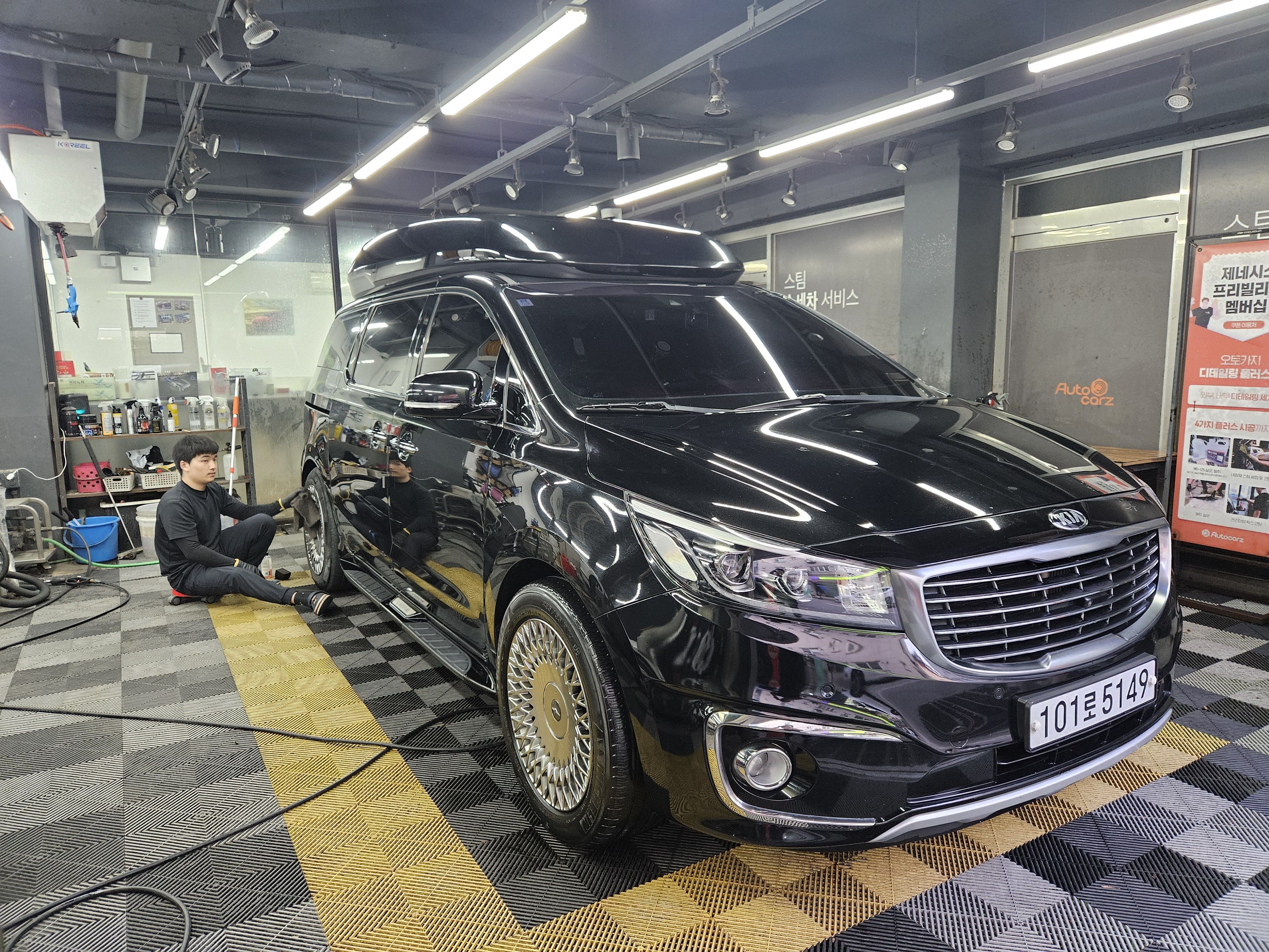 KIA CARNIVAL 2016