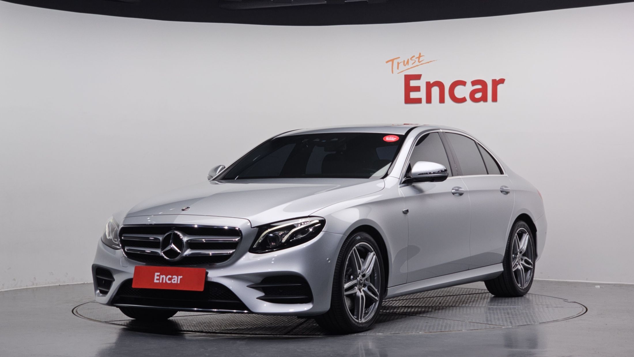 MERCEDES BENZ E-CLASS W213