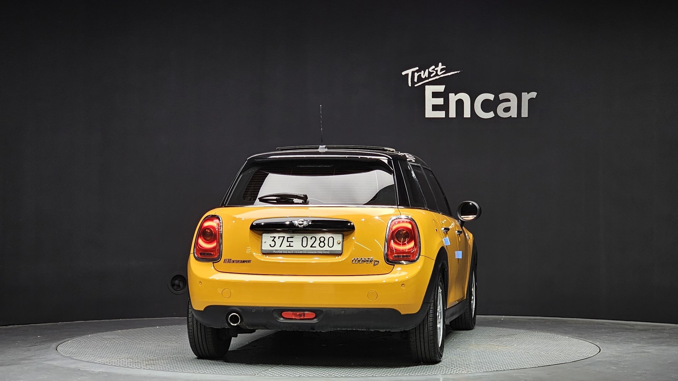 MINI COOPER D 2016